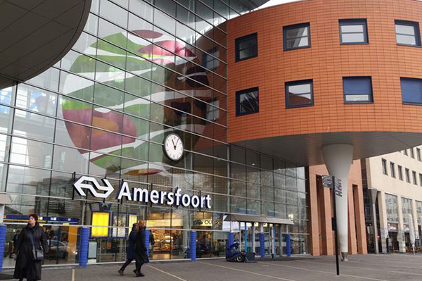 cover-people-places-amersfoort-centraal-station