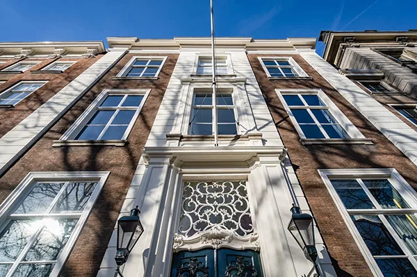 cover-people-places-den-haag-lv32