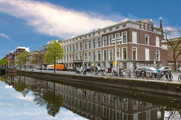 cover-people-places-den-haag-mauritskade